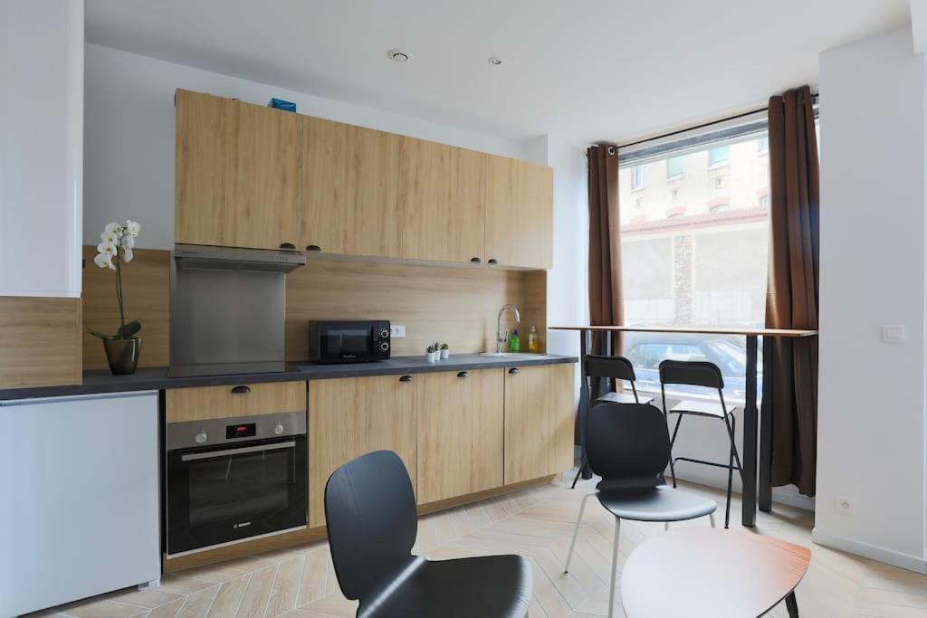 Tres Beau T3 Proche Rer Port Royal 6 Pers Appartement